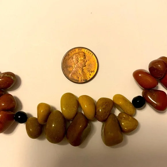 Jasper and Onyx Necklace - Picture 3 of 4